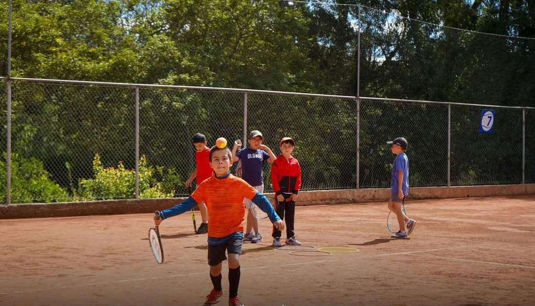 Clase de tenis